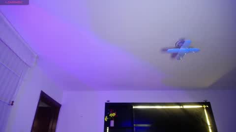 _charlotte_collins_ online show from 12/17/25, 02:34