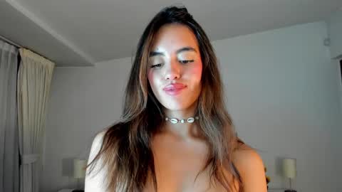 Charlote online show from 02/14/25, 01:34