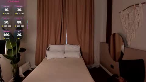 _chillbacca_ online show from 10/29/25, 12:07