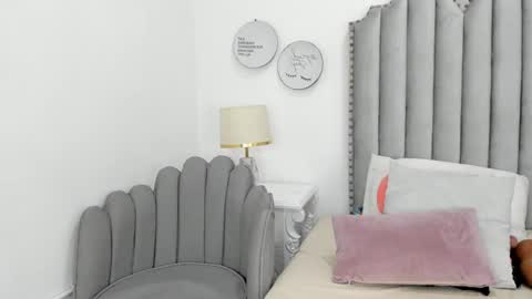 Chloe  online show from 01/10/25, 09:42