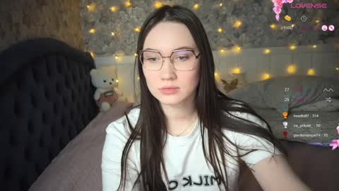 Snapshot of _chloe_miller_ chatting on 02/20/25, 08:14 _chloe_miller_ online show from 02/20/25, 08:14