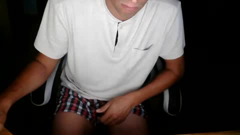 Snapshot of _chris_87 chatting on 07/19/26, 08:34 chris 87 online show from 07/19/26, 08:34