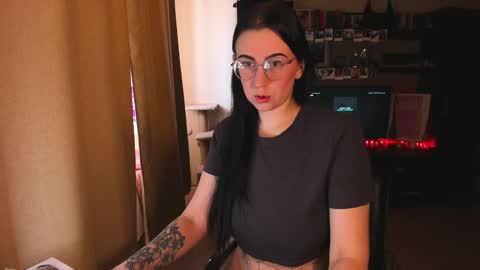 Chrissy online show from 03/24/26, 04:17