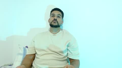 Snapshot of _christopher_dennis_ chatting on 02/06/26, 12:26 CRIS online show from 02/06/26, 12:26