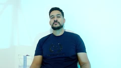 Snapshot of _christopher_dennis_ chatting on 02/11/26, 01:54 CRIS online show from 02/11/26, 01:54