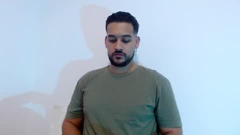 Snapshot of _christopher_dennis_ chatting on 02/19/26, 02:07 CRIS online show from 02/19/26, 02:07