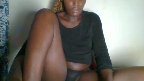 clara online show from 02/02/25, 11:40