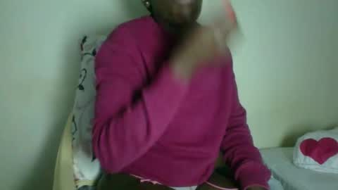 clara online show from 11/19/25, 07:36