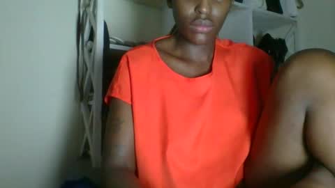 clara online show from 04/11/26, 07:45