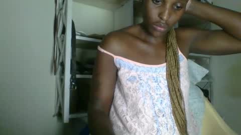 clara online show from 04/13/26, 10:54