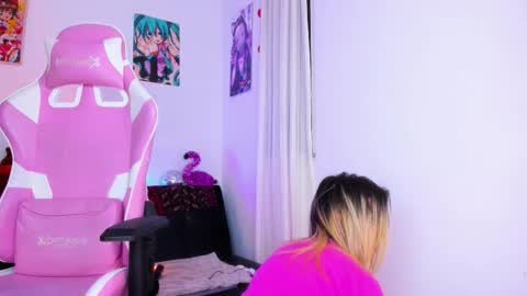 Snapshot of _cloe_1 chatting on 02/06/26, 06:07 Chloe online show from 02/06/26, 06:07