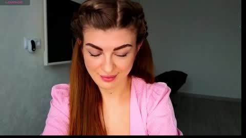 Snapshot of _comefeelme_ chatting on 03/06/25, 12:19 D online show from 03/06/25, 12:19