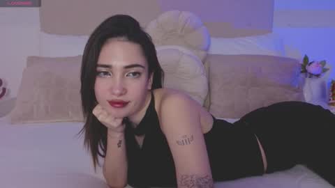 _cotton_candyy online show from 11/17/25, 04:46