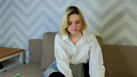 Stacy online show from 10/13/25, 06:19