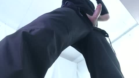 Snapshot of _craftsman chatting on 11/19/25, 11:32 _craftsman online show from 11/19/25, 11:32