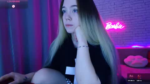 Nica online show from 09/19/25, 06:59