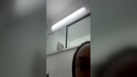 _creampiee_ online show from 06/01/26, 11:39