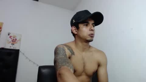 Snapshot of _crissgex_ chatting on 12/14/25, 06:56 crissgex online show from 12/14/25, 06:56