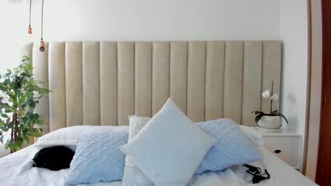 Dara online show from 12/31/24, 06:13