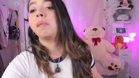 Snapshot of _dayana_miler chatting on 07/17/26, 04:01 IG Dayana miler online show from 07/17/26, 04:01