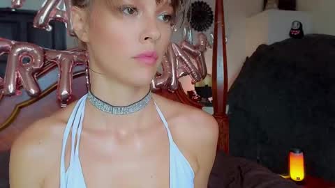 DemiDee online show from 02/23/25, 09:00