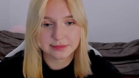 Ri   online show from 09/16/25, 08:43