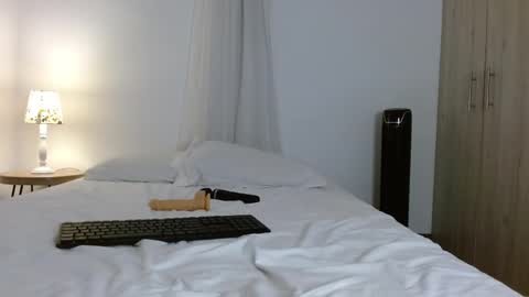 Diana online show from 03/04/25, 08:05