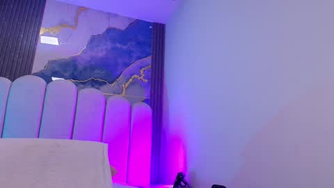 Dione online show from 02/28/26, 07:15