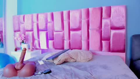 Snapshot of _dirty_sandy_ chatting on 02/04/25, 07:55 SANDY online show from 02/04/25, 07:55