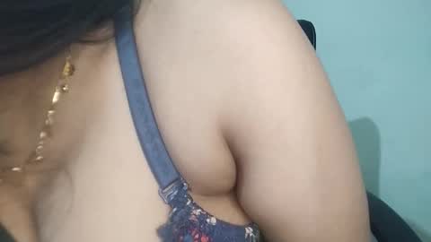 _dreamgirl_0 online show from 03/21/26, 10:46