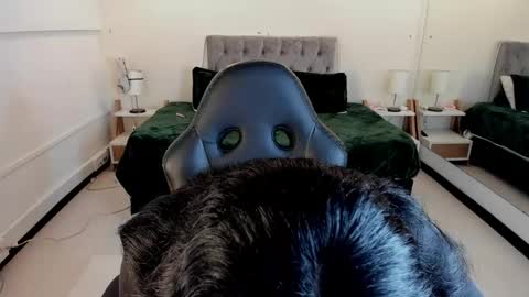 Dulcinea online show from 06/01/26, 03:58