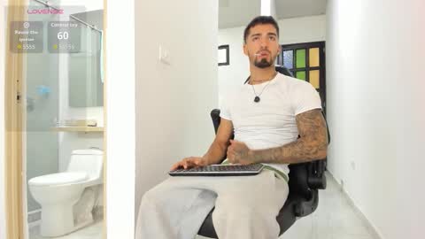 Snapshot of _duriel chatting on 02/26/26, 06:40 Duriel online show from 02/26/26, 06:40