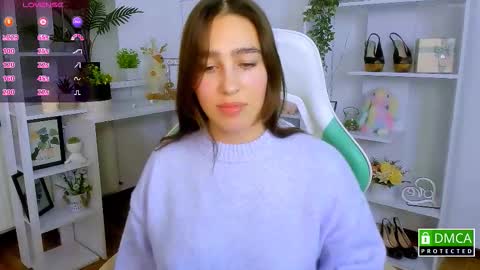 Lizzy  online show from 12/14/25, 09:52