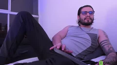  -         online show from 10/31/25, 01:28