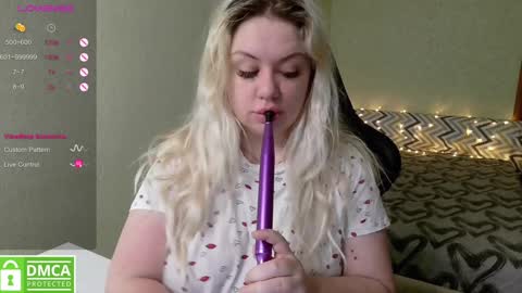 chloue and Gretta online show from 02/06/25, 09:00