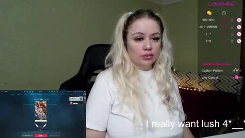 chloue and Gretta online show from 02/18/25, 12:39