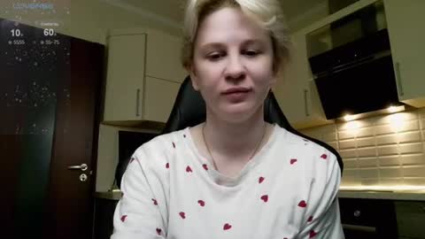 chloue and Gretta online show from 07/26/26, 07:10