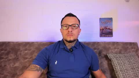Snapshot of _emilio_escobar chatting on 07/28/26, 04:41 Emilio online show from 07/28/26, 04:41
