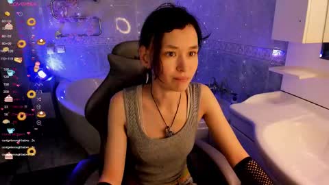 _emily__strike_ online show from 10/13/25, 09:53