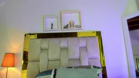 Isabella online show from 01/27/25, 12:05