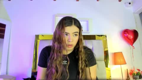 Isabella online show from 02/19/25, 12:22