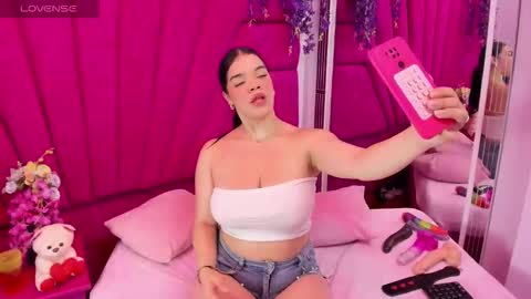 emily  online show from 06/03/26, 02:33