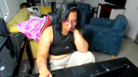 Emma online show from 01/29/25, 12:54