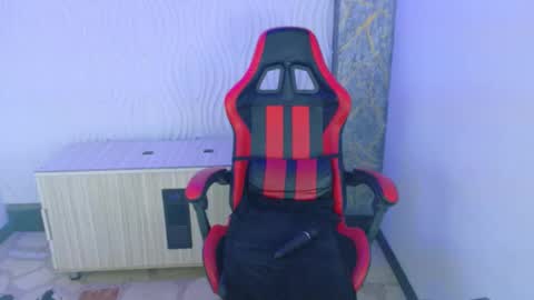 Emmaa Harper3 online show from 10/14/25, 06:25