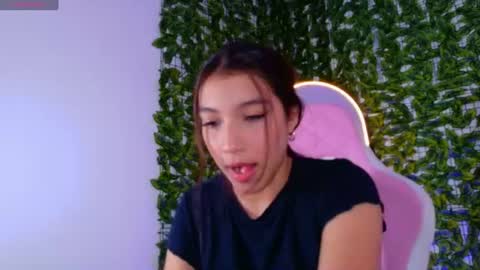 _emmacherry online show from 06/17/26, 12:50