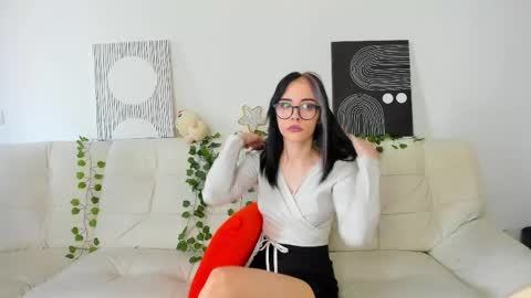 Emma online show from 03/23/26, 08:18