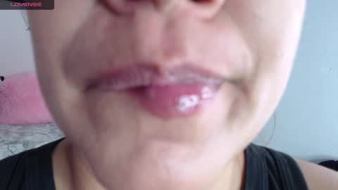 Snapshot of _emyligrey chatting on 12/31/24, 08:15 Emily Valencia online show from 12/31/24, 08:15