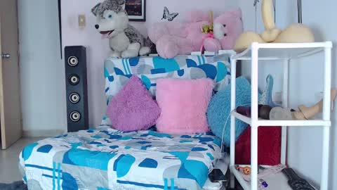 Snapshot of _emyligrey chatting on 03/04/25, 05:53 Emily Valencia online show from 03/04/25, 05:53