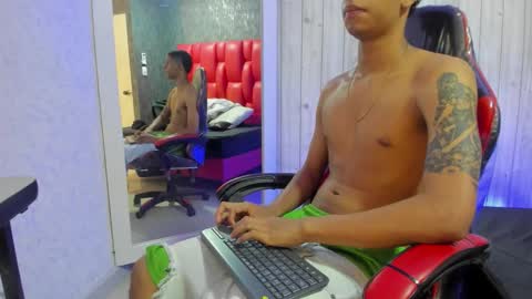 _erick_j online show from 03/17/26, 08:23