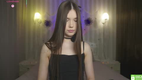 Snapshot of _eva_lee chatting on 11/07/25, 09:04 Alice online show from 11/07/25, 09:04